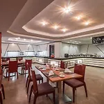 Delta Hotels By Marriott Dar Es Salaam 